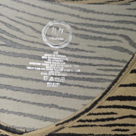 Animal print. - Picture 2 of 3